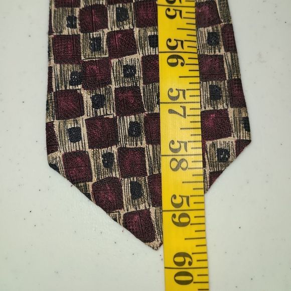 Mens silk Tie from J Riggins - Picture 3 of 4